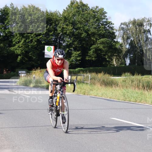 25.08.2024 - Elbe Triathlon Hamburg Fuchs,  Jonas http://msf.ph/oto/6848979 25.08.2024 09:54:27 Radfahren 368, 390, 119, 363, 518, 248 meine-sportfotos.de