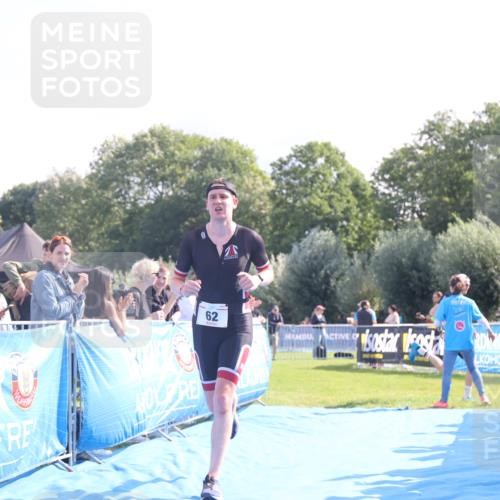 25.08.2024 - Elbe Triathlon Hamburg H.Heesch http://msf.ph/oto/6848989 25.08.2024 10:43:48 Ziel 62 meine-sportfotos.de
