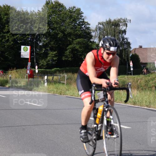 25.08.2024 - Elbe Triathlon Hamburg Fuchs,  Jonas http://msf.ph/oto/6849001 25.08.2024 09:54:28 Radfahren 368, 390, 119, 363, 518, 248, 237 meine-sportfotos.de