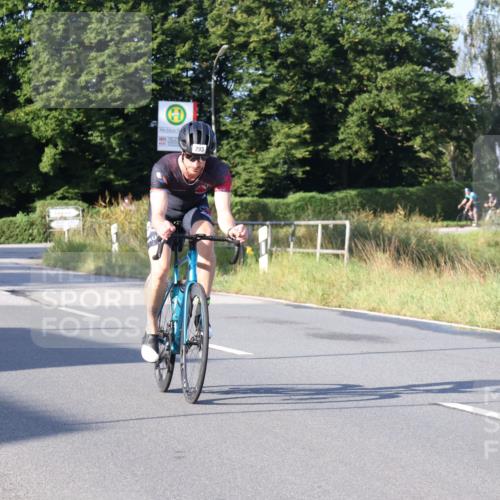 25.08.2024 - Elbe Triathlon Hamburg Fuchs,  Jonas http://msf.ph/oto/6849003 25.08.2024 09:11:36 Radfahren 282, 61, 293, 193, 87, 52 meine-sportfotos.de