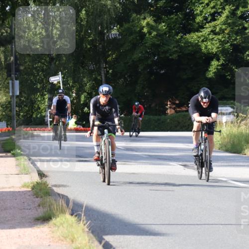 25.08.2024 - Elbe Triathlon Hamburg Fuchs,  Jonas http://msf.ph/oto/6849021 25.08.2024 09:54:29 Radfahren 368, 390, 119, 363, 518, 248, 237, 284 meine-sportfotos.de