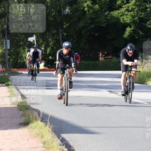 25.08.2024 - Elbe Triathlon Hamburg Fuchs,  Jonas http://msf.ph/oto/6849027 25.08.2024 09:54:29 Radfahren 368, 390, 119, 363, 518, 248, 237, 284 meine-sportfotos.de