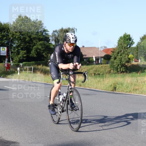 25.08.2024 - Elbe Triathlon Hamburg Fuchs,  Jonas http://msf.ph/oto/6849050 25.08.2024 09:11:39 Radfahren 282, 61, 293, 193, 87, 52, 157 meine-sportfotos.de