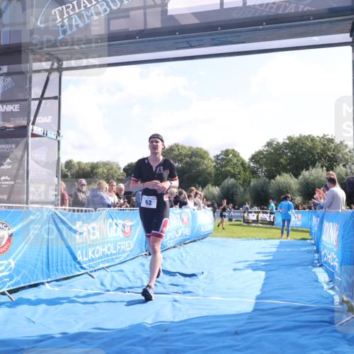 25.08.2024 - Elbe Triathlon Hamburg H.Heesch http://msf.ph/oto/6849067 25.08.2024 10:43:49 Ziel 62 meine-sportfotos.de