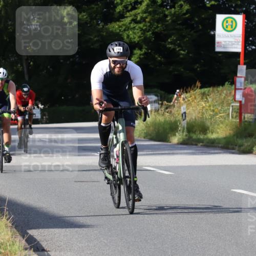25.08.2024 - Elbe Triathlon Hamburg Fuchs,  Jonas http://msf.ph/oto/6849103 25.08.2024 09:54:33 Radfahren 119, 363, 518, 248, 237, 284 meine-sportfotos.de
