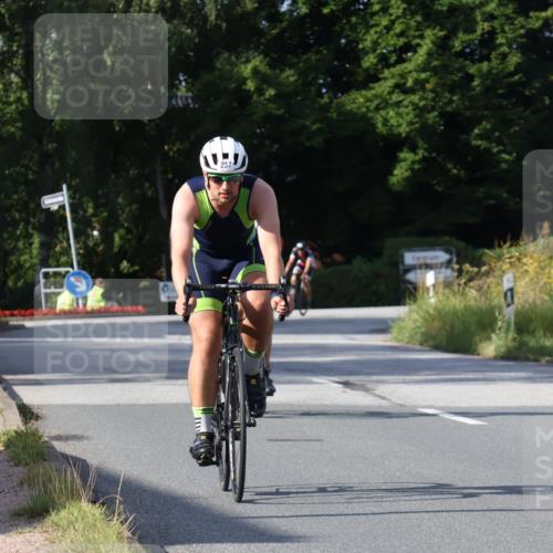 25.08.2024 - Elbe Triathlon Hamburg Fuchs,  Jonas http://msf.ph/oto/6849117 25.08.2024 09:54:34 Radfahren 363, 518, 248, 237, 284 meine-sportfotos.de