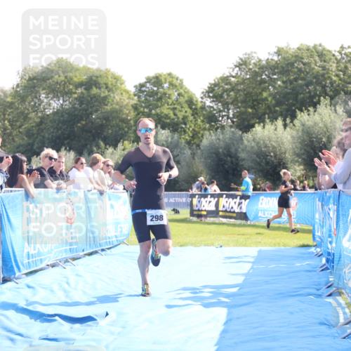 25.08.2024 - Elbe Triathlon Hamburg H.Heesch http://msf.ph/oto/6849126 25.08.2024 10:44:22 Ziel 298 meine-sportfotos.de
