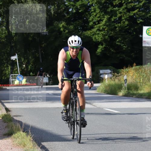 25.08.2024 - Elbe Triathlon Hamburg Fuchs,  Jonas http://msf.ph/oto/6849129 25.08.2024 09:54:34 Radfahren 363, 518, 248, 237, 284 meine-sportfotos.de
