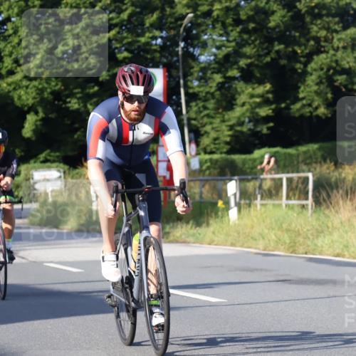 25.08.2024 - Elbe Triathlon Hamburg Fuchs,  Jonas http://msf.ph/oto/6849171 25.08.2024 09:11:45 Radfahren 87, 52, 157, 252, 168, 235 meine-sportfotos.de