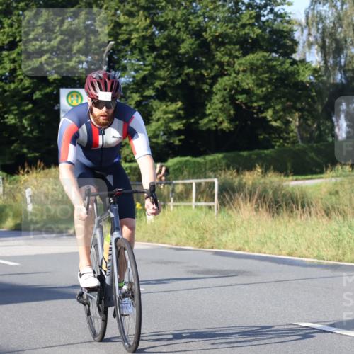 25.08.2024 - Elbe Triathlon Hamburg Fuchs,  Jonas http://msf.ph/oto/6849173 25.08.2024 09:11:45 Radfahren 87, 52, 157, 252, 168, 235 meine-sportfotos.de