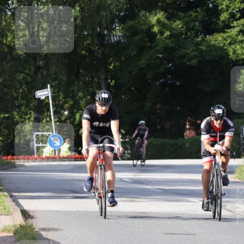25.08.2024 - Elbe Triathlon Hamburg Fuchs,  Jonas http://msf.ph/oto/6849233 25.08.2024 09:54:39 Radfahren 248, 237, 284, 414, 269 meine-sportfotos.de