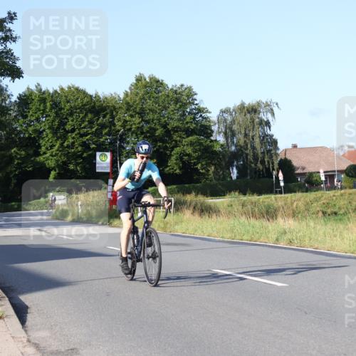 25.08.2024 - Elbe Triathlon Hamburg Fuchs,  Jonas http://msf.ph/oto/6849253 25.08.2024 09:11:49 Radfahren 157, 252, 168, 235, 217 meine-sportfotos.de
