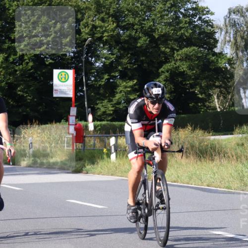 25.08.2024 - Elbe Triathlon Hamburg Fuchs,  Jonas http://msf.ph/oto/6849256 25.08.2024 09:54:41 Radfahren 284, 414, 269 meine-sportfotos.de