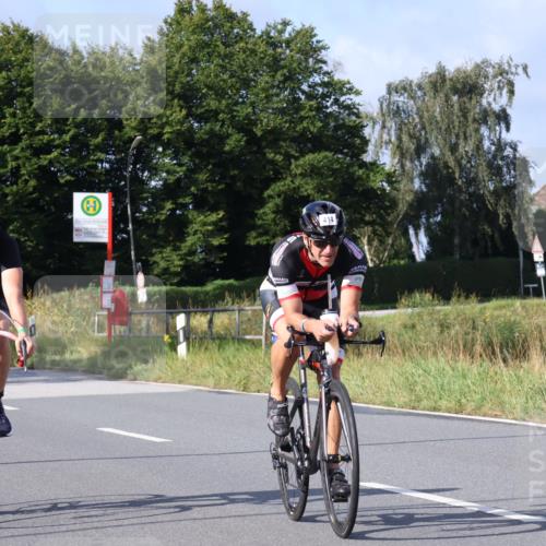 25.08.2024 - Elbe Triathlon Hamburg Fuchs,  Jonas http://msf.ph/oto/6849264 25.08.2024 09:54:41 Radfahren 284, 414, 269 meine-sportfotos.de