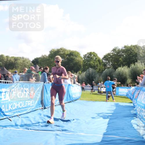 25.08.2024 - Elbe Triathlon Hamburg H.Heesch http://msf.ph/oto/6849286 25.08.2024 10:45:04 Ziel 139 meine-sportfotos.de