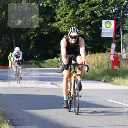 25.08.2024 - Elbe Triathlon Hamburg Fuchs,  Jonas http://msf.ph/oto/6849296 25.08.2024 09:11:54 Radfahren 168, 235, 217, 244 meine-sportfotos.de