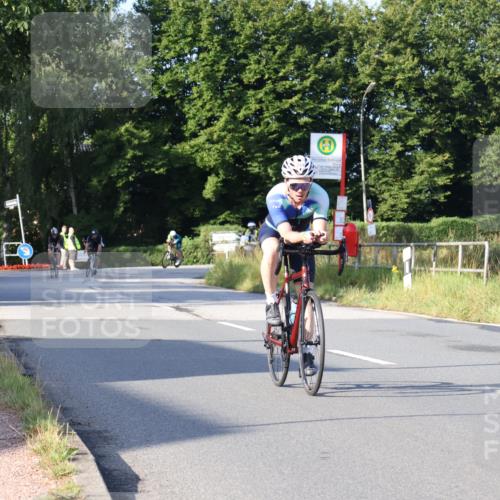 25.08.2024 - Elbe Triathlon Hamburg Fuchs,  Jonas http://msf.ph/oto/6849333 25.08.2024 09:11:56 Radfahren 217, 244, 194 meine-sportfotos.de