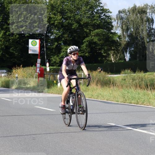 25.08.2024 - Elbe Triathlon Hamburg Fuchs,  Jonas http://msf.ph/oto/6849350 25.08.2024 09:54:48 Radfahren 504, 443 meine-sportfotos.de