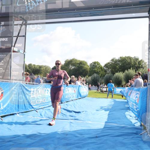25.08.2024 - Elbe Triathlon Hamburg H.Heesch http://msf.ph/oto/6849353 25.08.2024 10:45:04 Ziel 139 meine-sportfotos.de