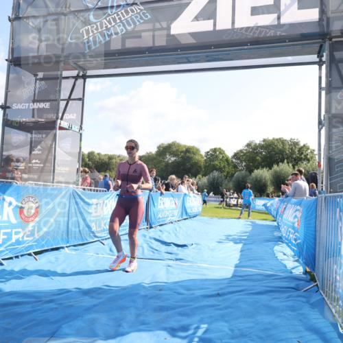 25.08.2024 - Elbe Triathlon Hamburg H.Heesch http://msf.ph/oto/6849380 25.08.2024 10:45:04 Ziel 139 meine-sportfotos.de