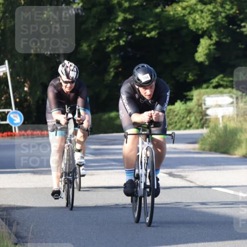 25.08.2024 - Elbe Triathlon Hamburg Fuchs,  Jonas http://msf.ph/oto/6849381 25.08.2024 09:12:02 Radfahren 244, 194, 43, 135 meine-sportfotos.de