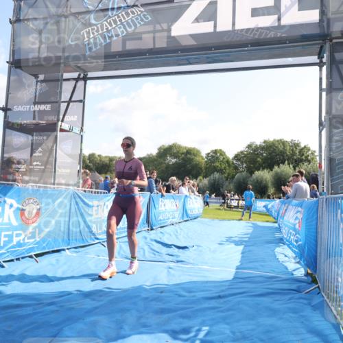 25.08.2024 - Elbe Triathlon Hamburg H.Heesch http://msf.ph/oto/6849387 25.08.2024 10:45:04 Ziel 139 meine-sportfotos.de
