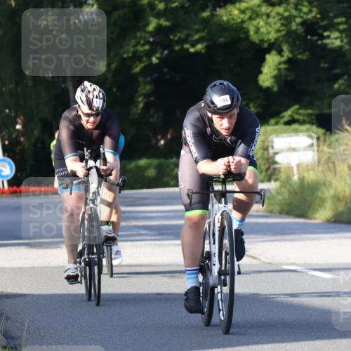 25.08.2024 - Elbe Triathlon Hamburg Fuchs,  Jonas http://msf.ph/oto/6849390 25.08.2024 09:12:02 Radfahren 244, 194, 43, 135 meine-sportfotos.de