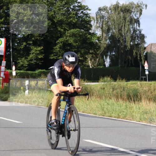 25.08.2024 - Elbe Triathlon Hamburg Fuchs,  Jonas http://msf.ph/oto/6849465 25.08.2024 09:54:58 Radfahren 443, 534, 213, 295 meine-sportfotos.de