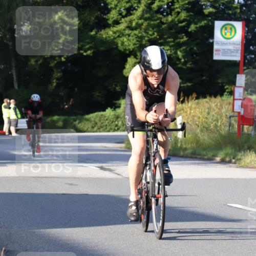 25.08.2024 - Elbe Triathlon Hamburg Fuchs,  Jonas http://msf.ph/oto/6849502 25.08.2024 09:12:10 Radfahren 135, 83, 185, 182 meine-sportfotos.de