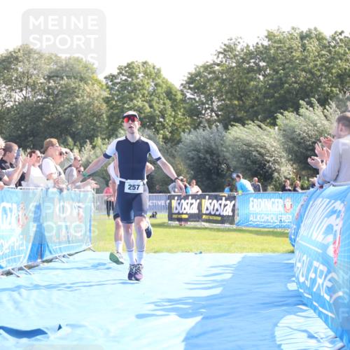 25.08.2024 - Elbe Triathlon Hamburg H.Heesch http://msf.ph/oto/6849524 25.08.2024 10:45:21 Ziel 204, 257 meine-sportfotos.de