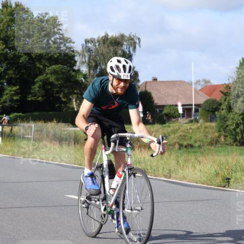 25.08.2024 - Elbe Triathlon Hamburg Fuchs,  Jonas http://msf.ph/oto/6849528 25.08.2024 09:55:03 Radfahren 534, 213, 295 meine-sportfotos.de