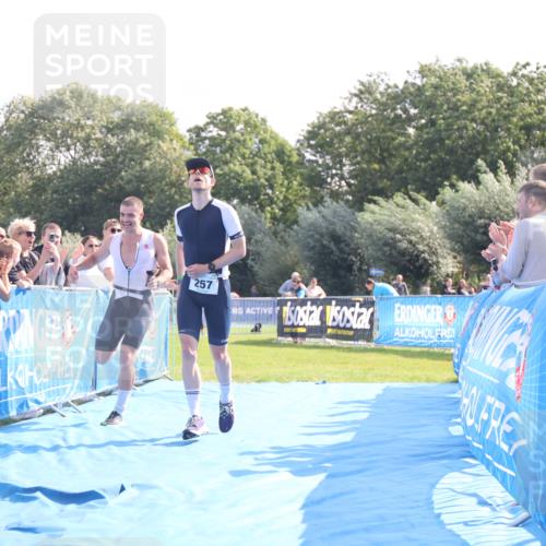25.08.2024 - Elbe Triathlon Hamburg H.Heesch http://msf.ph/oto/6849550 25.08.2024 10:45:21 Ziel 204, 257 meine-sportfotos.de