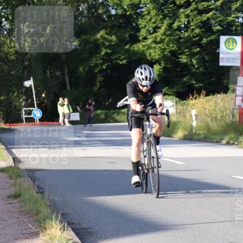 25.08.2024 - Elbe Triathlon Hamburg Fuchs,  Jonas http://msf.ph/oto/6849575 25.08.2024 09:12:15 Radfahren 83, 185, 182 meine-sportfotos.de