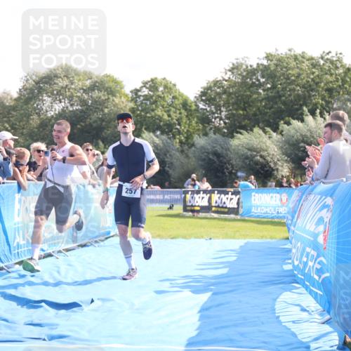 25.08.2024 - Elbe Triathlon Hamburg H.Heesch http://msf.ph/oto/6849587 25.08.2024 10:45:21 Ziel 204, 257 meine-sportfotos.de