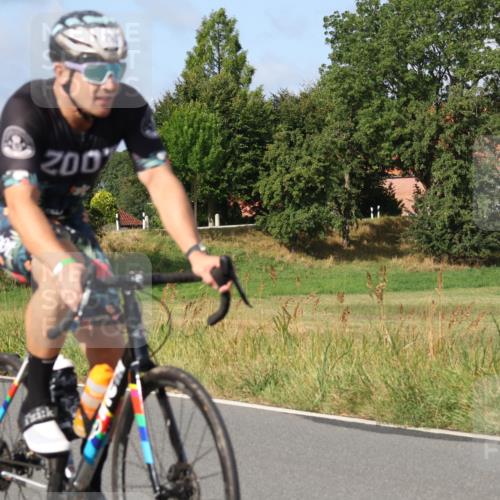 25.08.2024 - Elbe Triathlon Hamburg Fuchs,  Jonas http://msf.ph/oto/6849588 25.08.2024 09:55:05 Radfahren 213, 295 meine-sportfotos.de