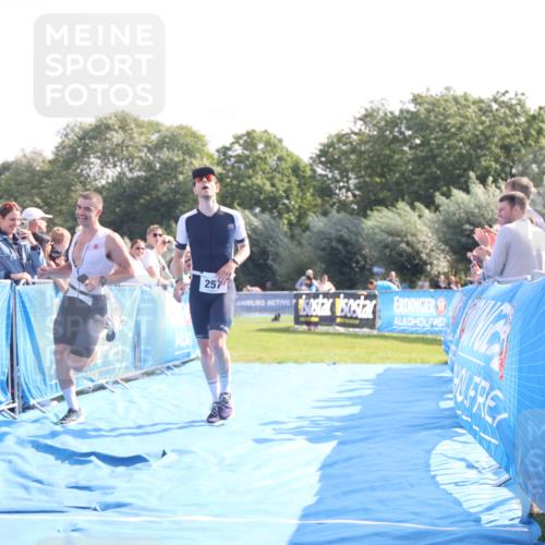 25.08.2024 - Elbe Triathlon Hamburg H.Heesch http://msf.ph/oto/6849609 25.08.2024 10:45:21 Ziel 204, 257 meine-sportfotos.de
