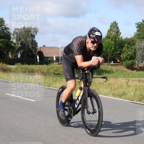 25.08.2024 - Elbe Triathlon Hamburg Fuchs,  Jonas http://msf.ph/oto/6849675 25.08.2024 09:55:16 Radfahren 373, 415, 217 meine-sportfotos.de
