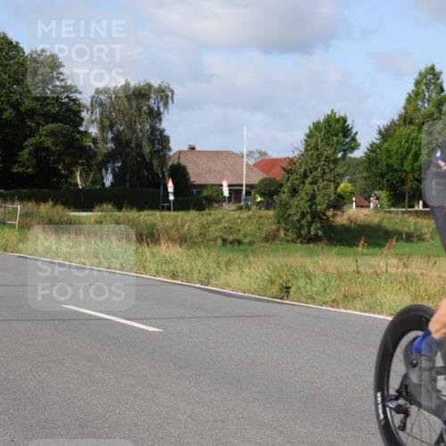 25.08.2024 - Elbe Triathlon Hamburg Fuchs,  Jonas http://msf.ph/oto/6849681 25.08.2024 09:55:16 Radfahren 373, 415, 217 meine-sportfotos.de