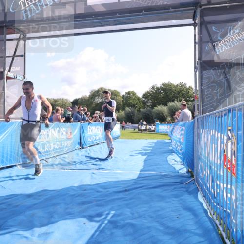 25.08.2024 - Elbe Triathlon Hamburg H.Heesch http://msf.ph/oto/6849708 25.08.2024 10:45:22 Ziel 204, 257 meine-sportfotos.de