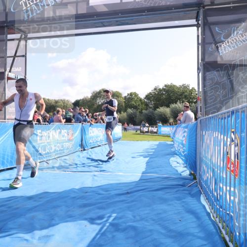 25.08.2024 - Elbe Triathlon Hamburg H.Heesch http://msf.ph/oto/6849715 25.08.2024 10:45:22 Ziel 204, 257 meine-sportfotos.de