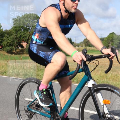 25.08.2024 - Elbe Triathlon Hamburg Fuchs,  Jonas http://msf.ph/oto/6849745 25.08.2024 09:55:25 Radfahren 217, 279, 408 meine-sportfotos.de
