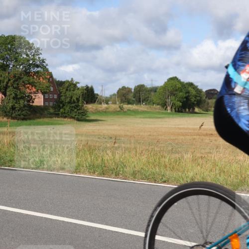 25.08.2024 - Elbe Triathlon Hamburg Fuchs,  Jonas http://msf.ph/oto/6849753 25.08.2024 09:55:26 Radfahren 217, 279, 408 meine-sportfotos.de