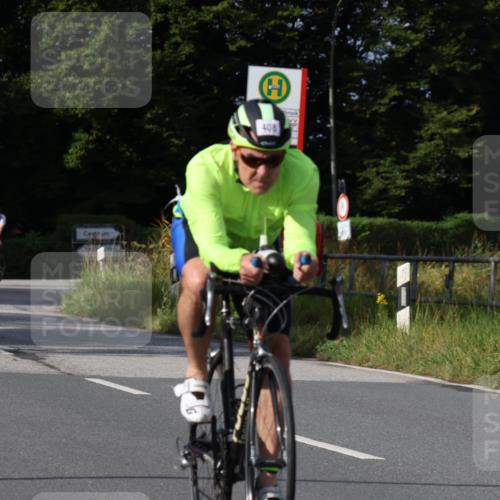 25.08.2024 - Elbe Triathlon Hamburg Fuchs,  Jonas http://msf.ph/oto/6849761 25.08.2024 09:55:29 Radfahren 279, 408, 387, 505, 283 meine-sportfotos.de