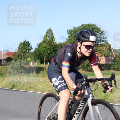 25.08.2024 - Elbe Triathlon Hamburg Fuchs,  Jonas http://msf.ph/oto/6849766 25.08.2024 09:12:29 Radfahren 152, 215, 150, 165, 233, 54 meine-sportfotos.de