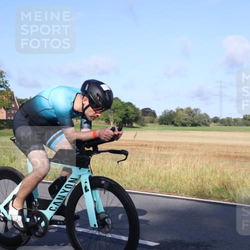 25.08.2024 - Elbe Triathlon Hamburg Fuchs,  Jonas http://msf.ph/oto/6849817 25.08.2024 09:12:32 Radfahren 150, 165, 233, 54 meine-sportfotos.de