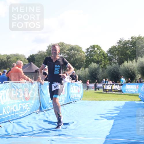 25.08.2024 - Elbe Triathlon Hamburg H.Heesch http://msf.ph/oto/6849831 25.08.2024 10:46:27 Ziel 163 meine-sportfotos.de
