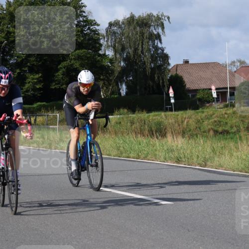 25.08.2024 - Elbe Triathlon Hamburg Fuchs,  Jonas http://msf.ph/oto/6849832 25.08.2024 09:55:33 Radfahren 408, 387, 505, 283, 318 meine-sportfotos.de