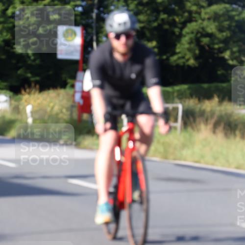 25.08.2024 - Elbe Triathlon Hamburg Fuchs,  Jonas http://msf.ph/oto/6849834 25.08.2024 09:12:35 Radfahren 165, 233, 54, 290 meine-sportfotos.de
