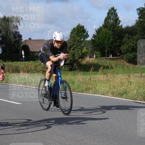 25.08.2024 - Elbe Triathlon Hamburg Fuchs,  Jonas http://msf.ph/oto/6849846 25.08.2024 09:55:34 Radfahren 408, 387, 505, 283, 318, 252 meine-sportfotos.de