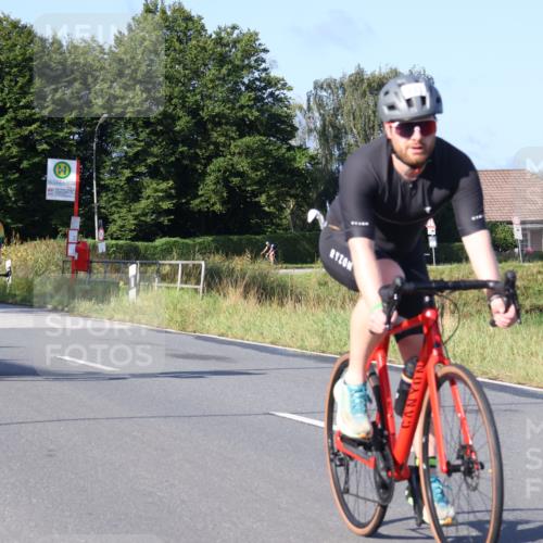 25.08.2024 - Elbe Triathlon Hamburg Fuchs,  Jonas http://msf.ph/oto/6849852 25.08.2024 09:12:35 Radfahren 165, 233, 54, 290 meine-sportfotos.de